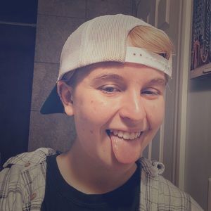 Meet your Posher, Oakley